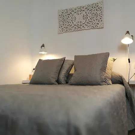 Mitjana Plaza Apartment Malaga
